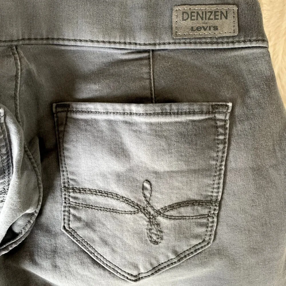 Levi's Denizen Gray Joggers - Image 6