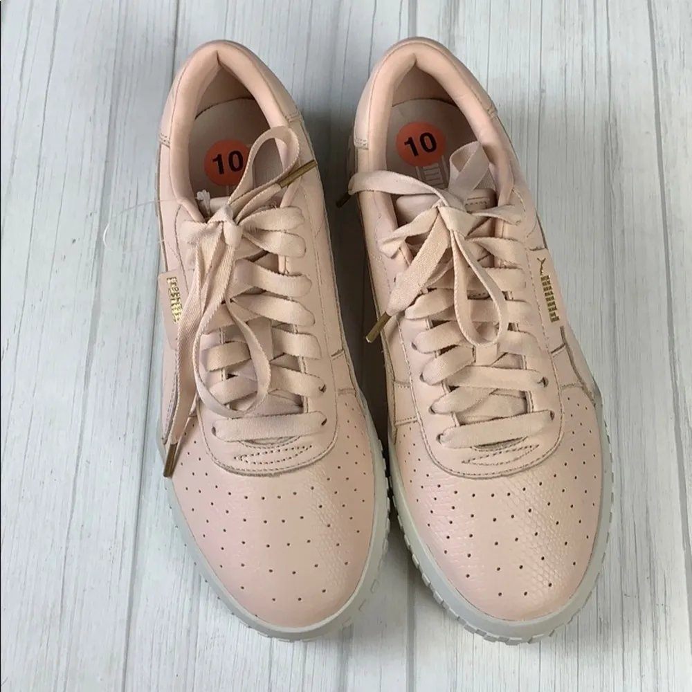 Cali 80s emboss blush pink sneakers - Image 4