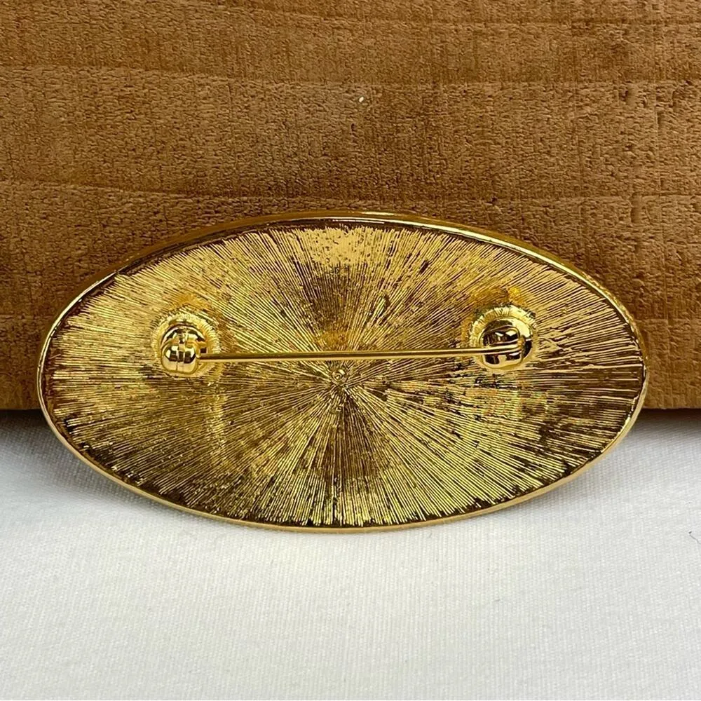 Vintage Avon 90s President’s Club Brooch Mrs. Albee Recognition Pin Cottagecore Gold - Image 2