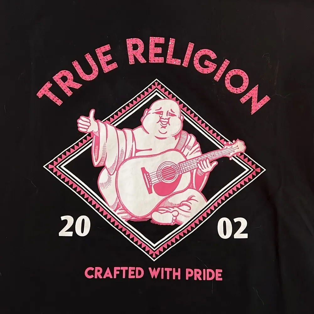 True Religion Buddha World Tour 2002 Los Angeles Black V-neck Tee Size Large - Image 4