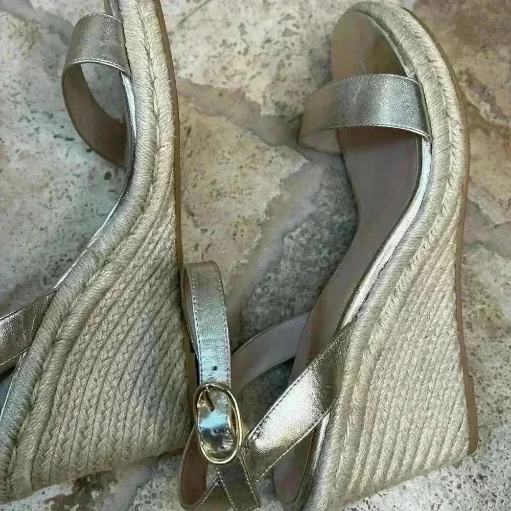 Stuart Weitzman Teddi Leather Wedge Sandal 11.5 - Image 4