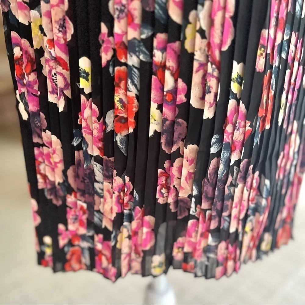 Xhilaration Dress Floral Pleated Black High Low S/M Party Office Lunch Brunch - Image 4