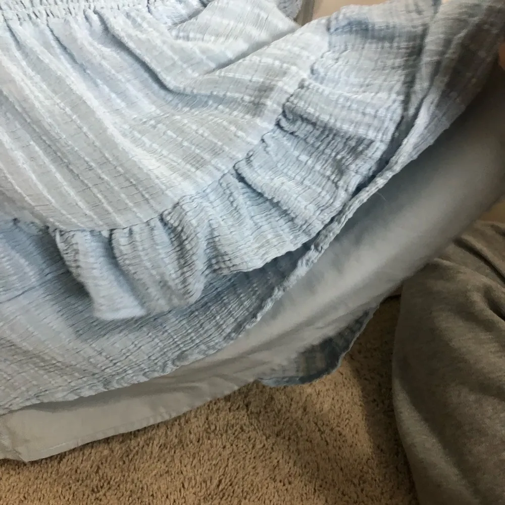 Le Lis Sky Blue Textured dress size small - Image 6