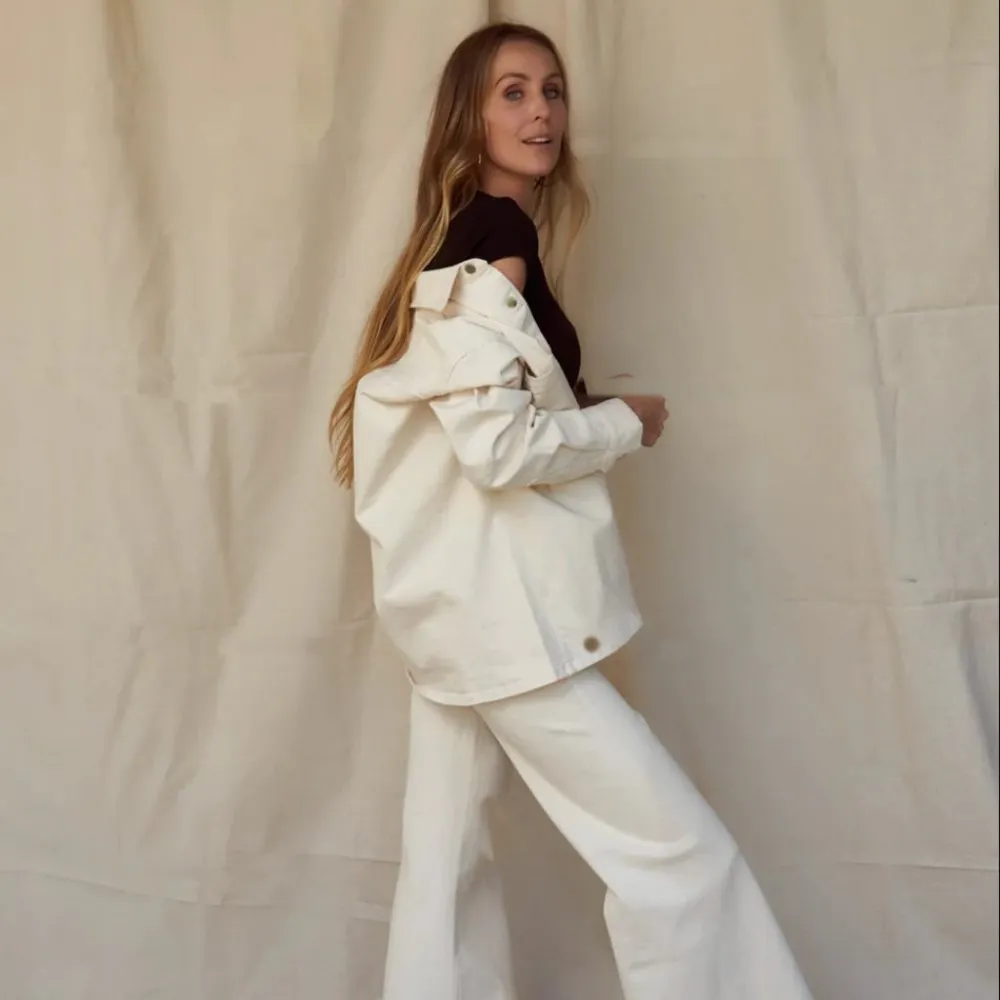 Cynthia Rowley x Midheaven Denim NWT Penelope "Natural" Shirt Jacket - Image 3