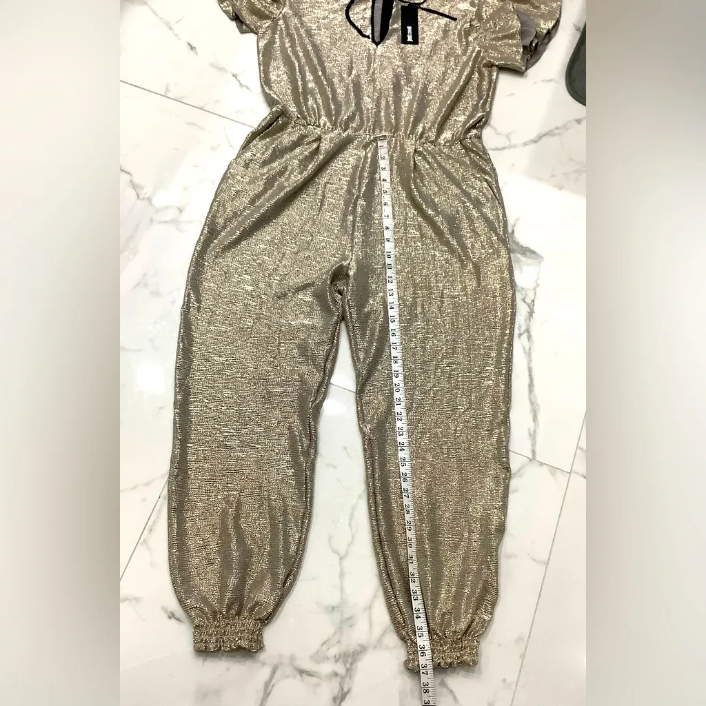 DRESSY JUST CAVALLI JUMPSUIT 🔥🔥 - Image 7