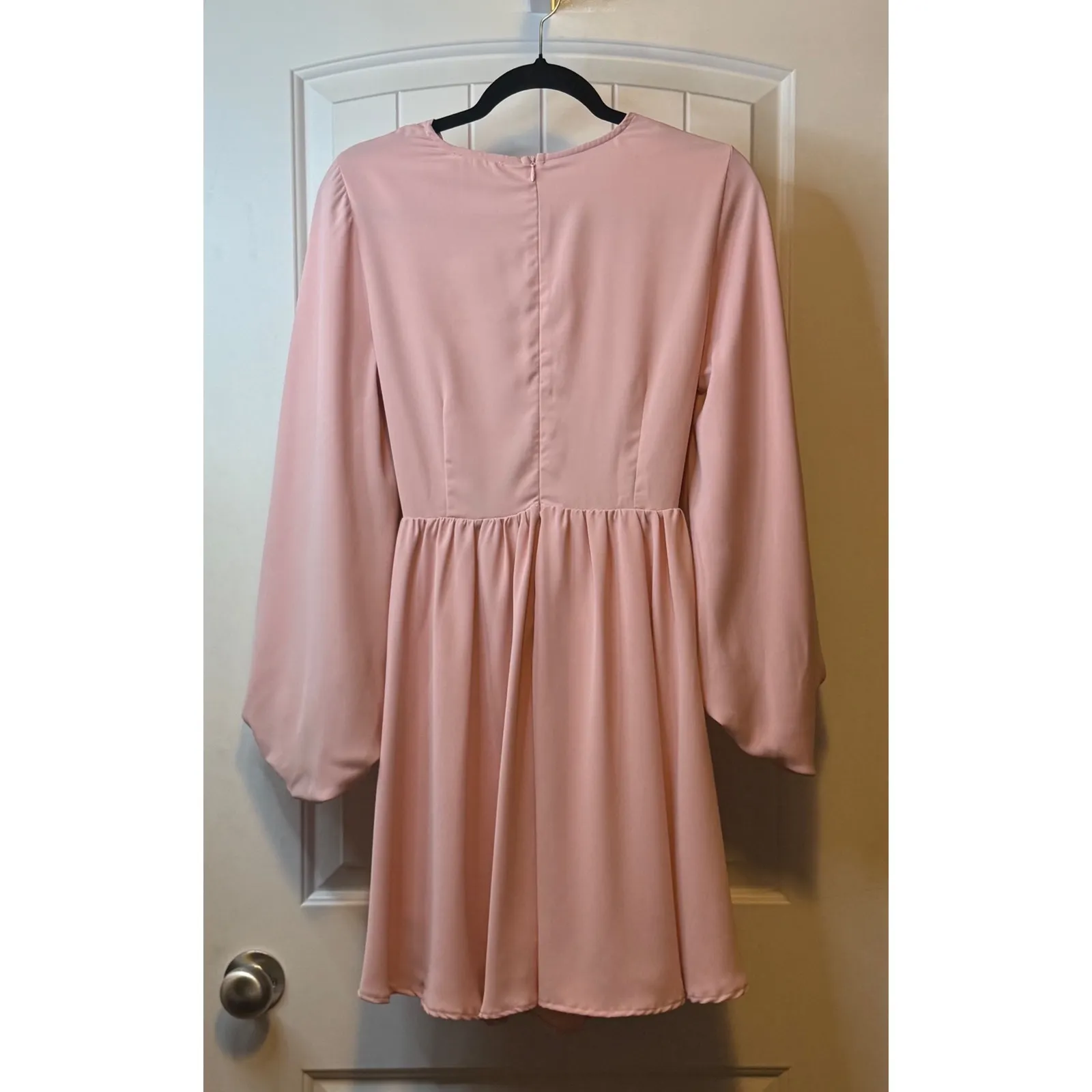 Entro Pink Chic Ruched Cutout Long‎ Sleeve V Neck Pink Mini Dress NWT Trendy M # - Image 6