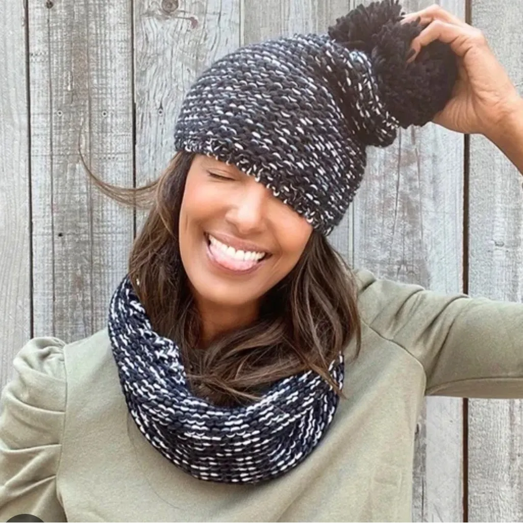 NWT KENSIE Marled Beanie and Scarf‎ Set - Image 2