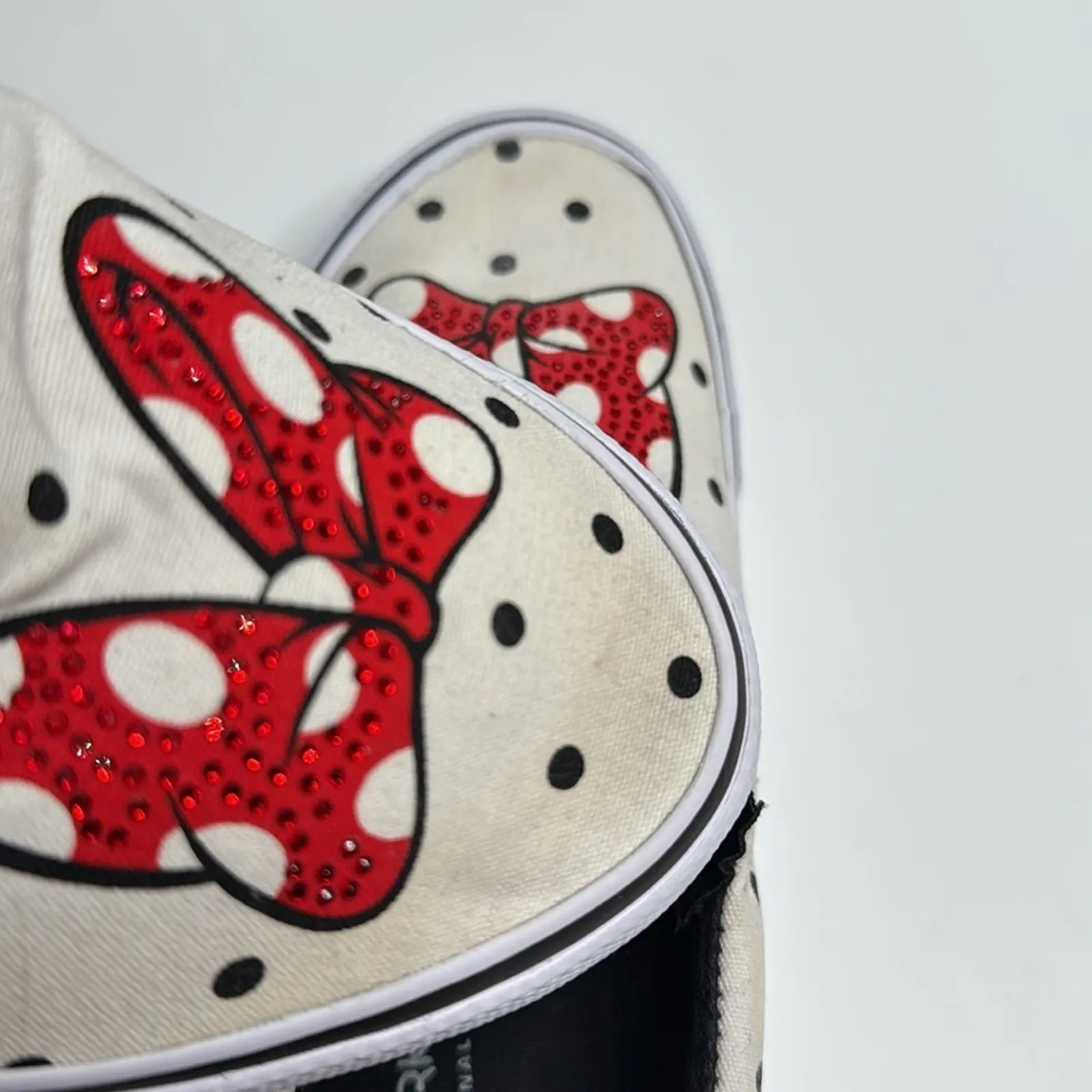 Disney Parks Women's Slip-on Shoes - Minnie Mouse Jeweled Bows S-364 Sz 9 - Image 9