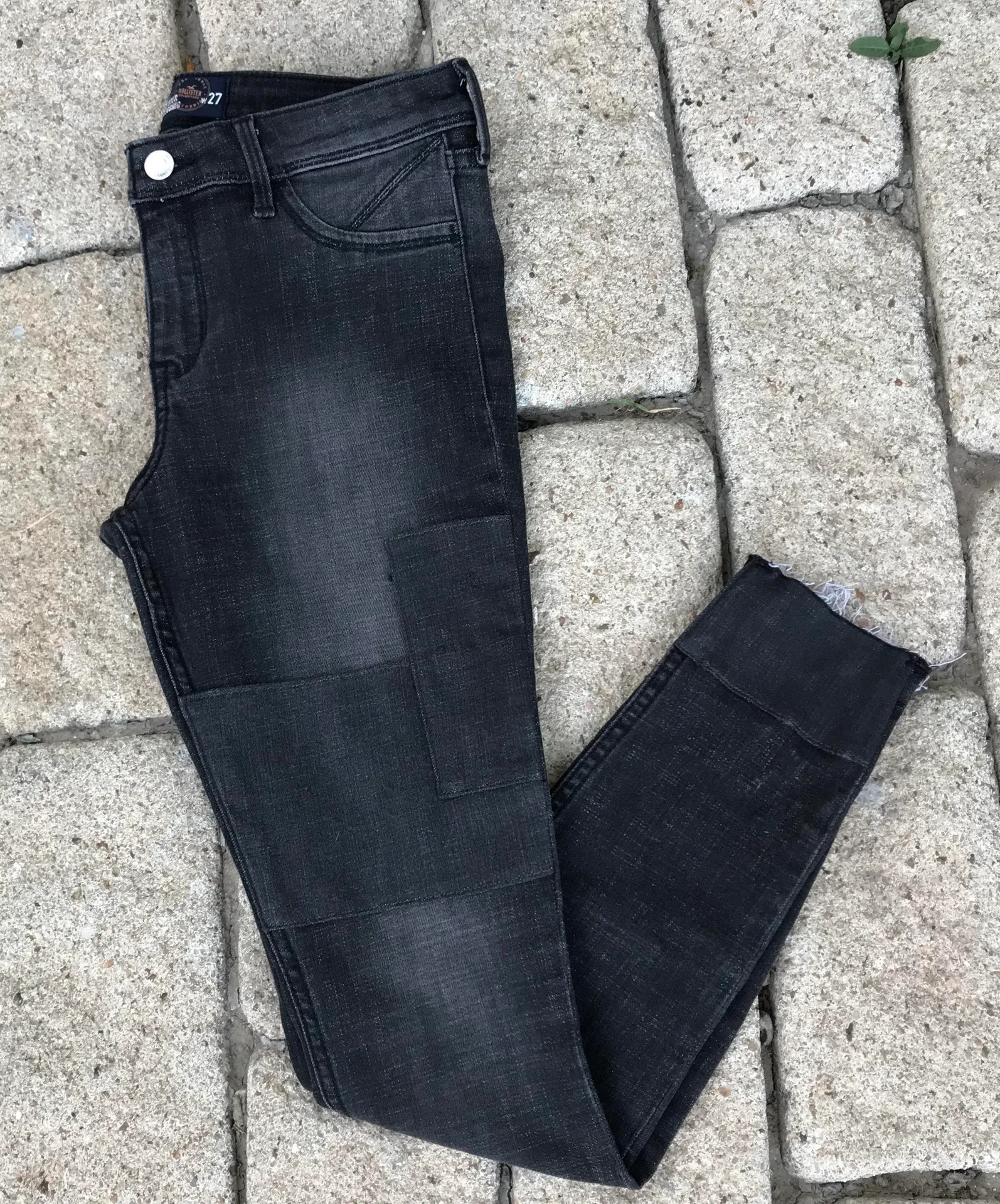 NWT  dark skinny jeans - Image 3