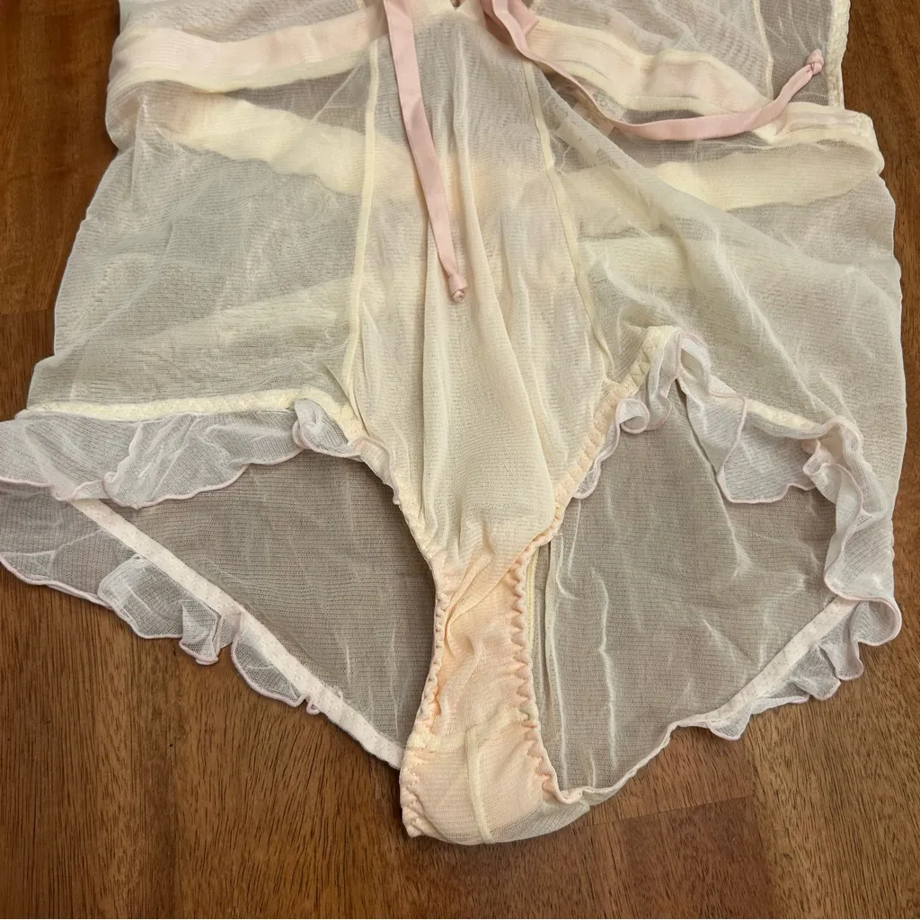 NWT We Are HAH Sheer Lace Ruffle Bodysuit Lingerie Size XL Tan - Image 5