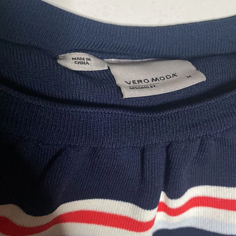 VERO MODA Women's Grace Ruffle Off Shoulder Striped Top Size Medium - Image 4