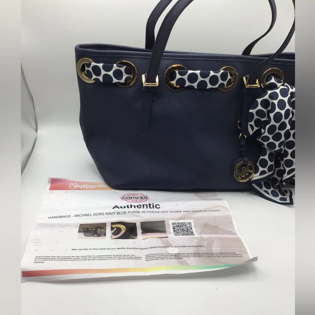 MICHAEL KORS NWT GORGEOUS NAVY LEATHER TOTE BAG WITH BLUE/ WHITE POLKA DOT SCARF - Image 11