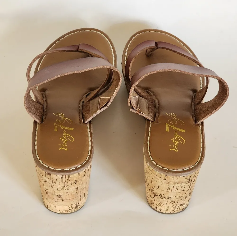 Vintage 7 Eight Cognac Dalary Faux Leather Thong Wedge Size 10 - Image 5