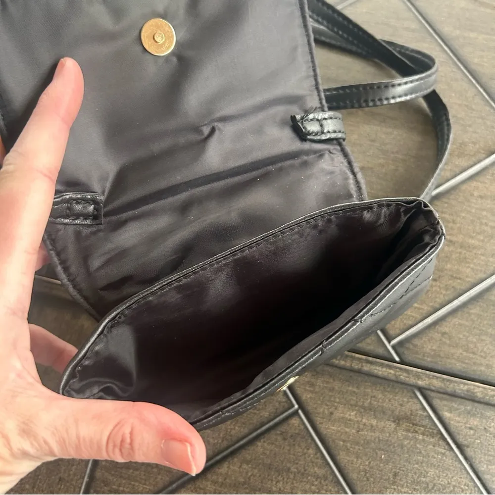 Kendall and Kylie vegan leather micro mini crossbody bag travel tourist - Image 4