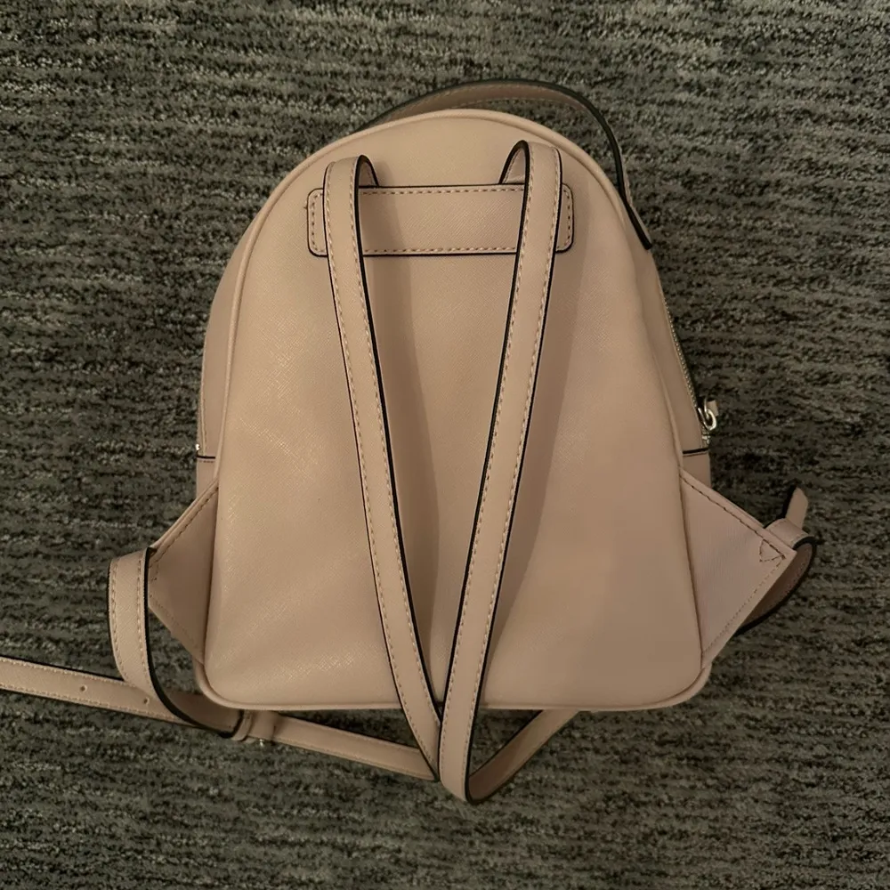 NWOT GUESS Pink Mini Backpack - Image 3