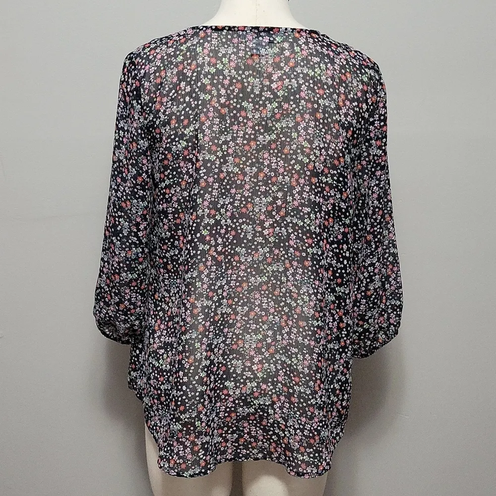 Liz Claiborne navy ditsy floral sheer button down size mp - Image 6