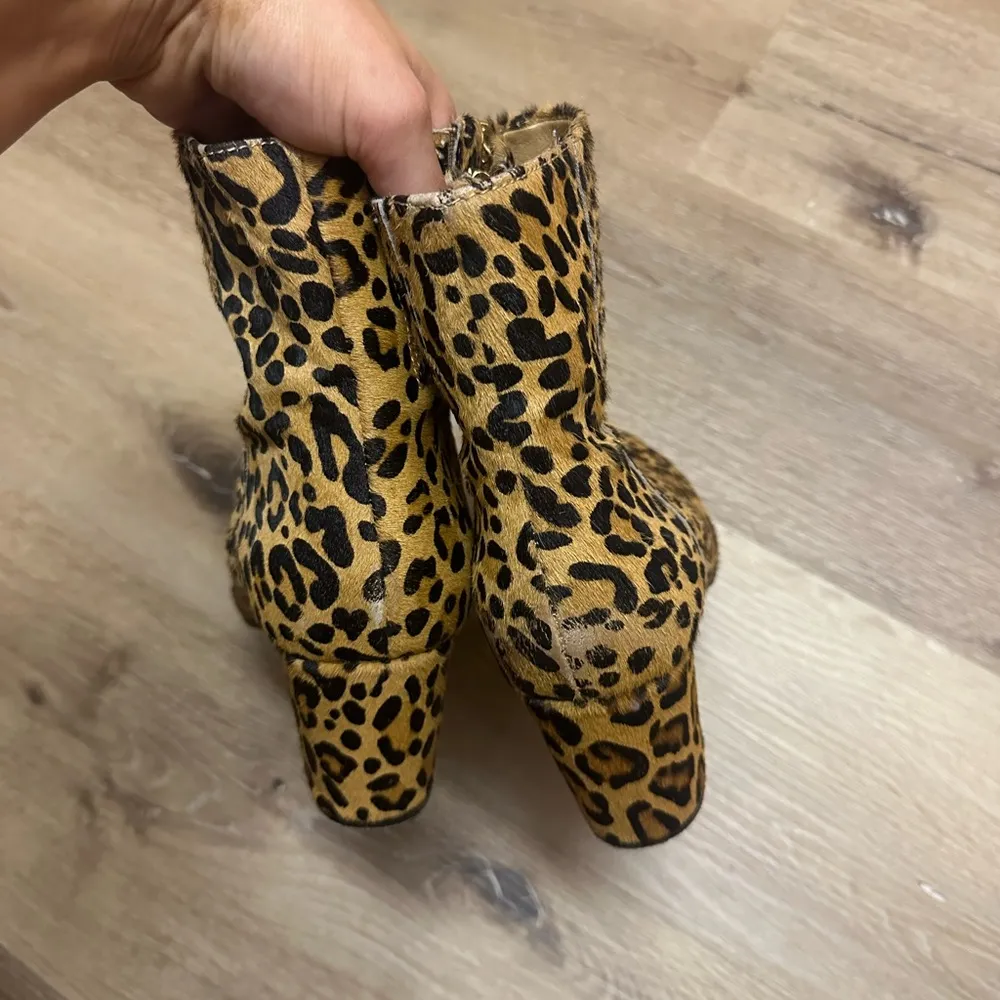 Cheetah Print Fur Booties Size 9 - Image 4