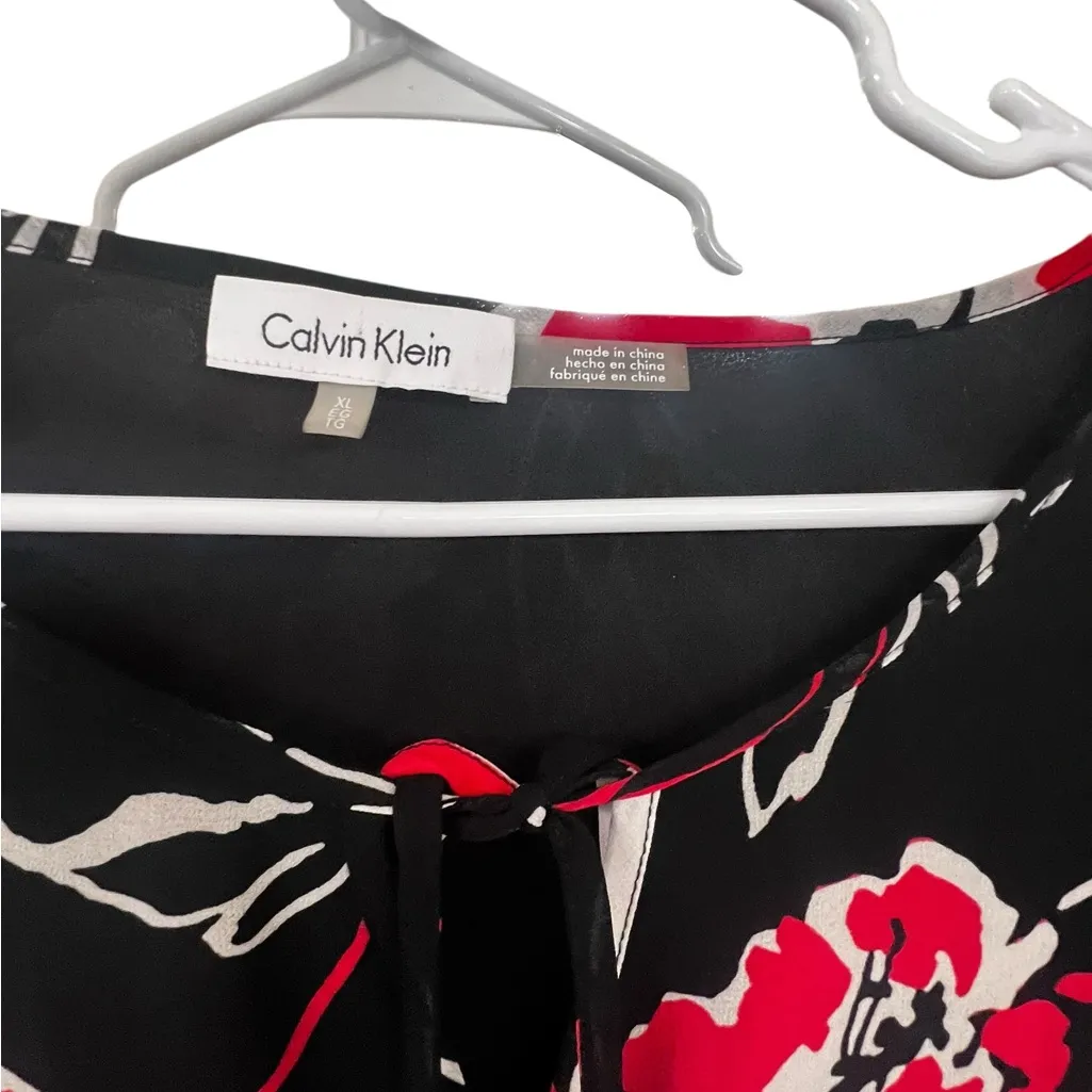 Calvin Klein Black and Red Patterned blouse XL - Image 3