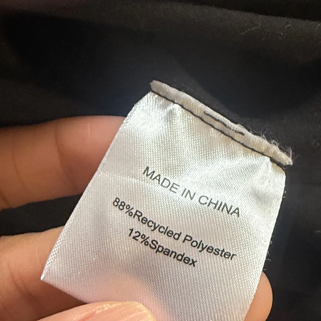 Quince Black Long Sleeve Top Small Lightweight Performance Crewneck Oversized - Image 6