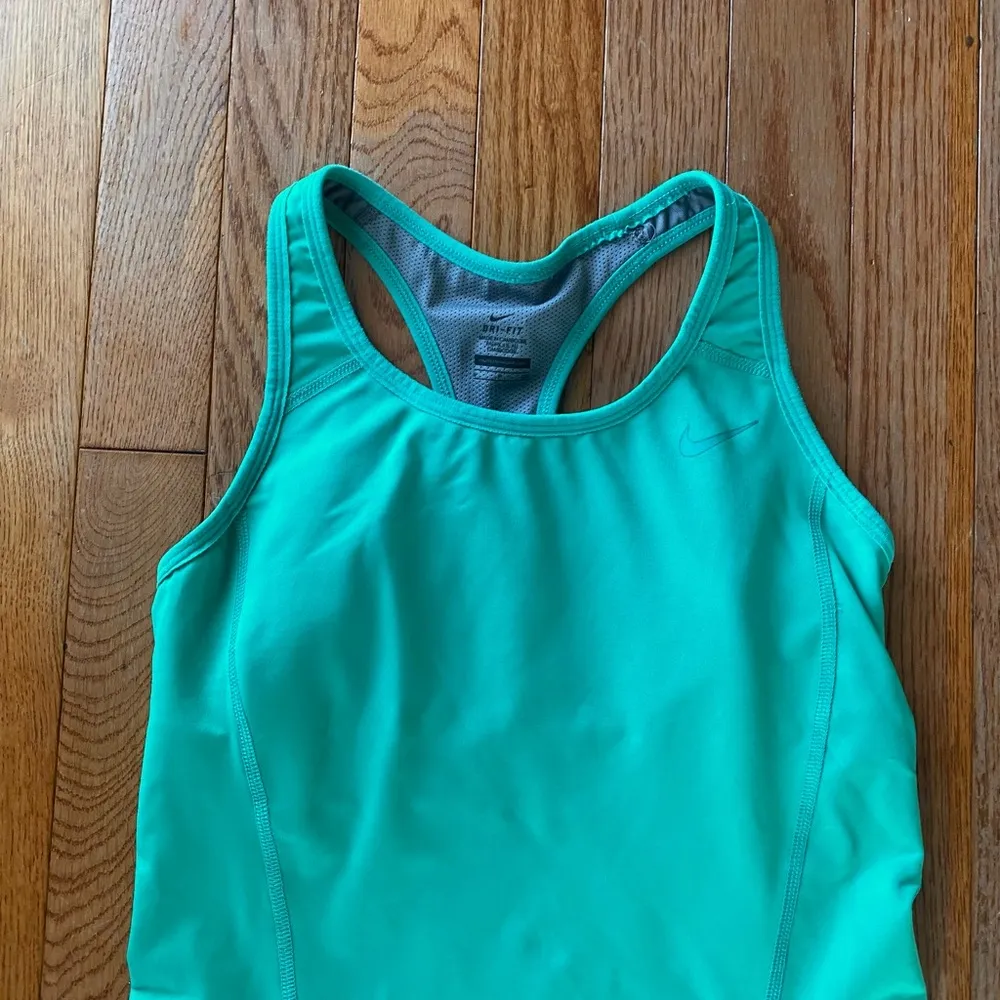 teal and gray racerback Nike athletic workout top - Image 2