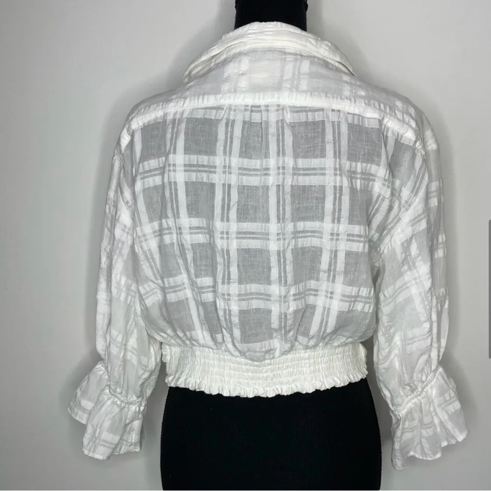Anthropologie White Textured Wrap Blouse XL – Ruffle Sleeve Smocked Waist Top - Image 7