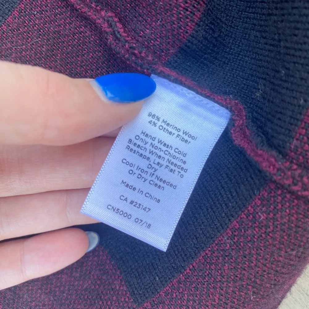 Talbots petites Marino wool buffalo plaid cardigan winter black purple - Image 4