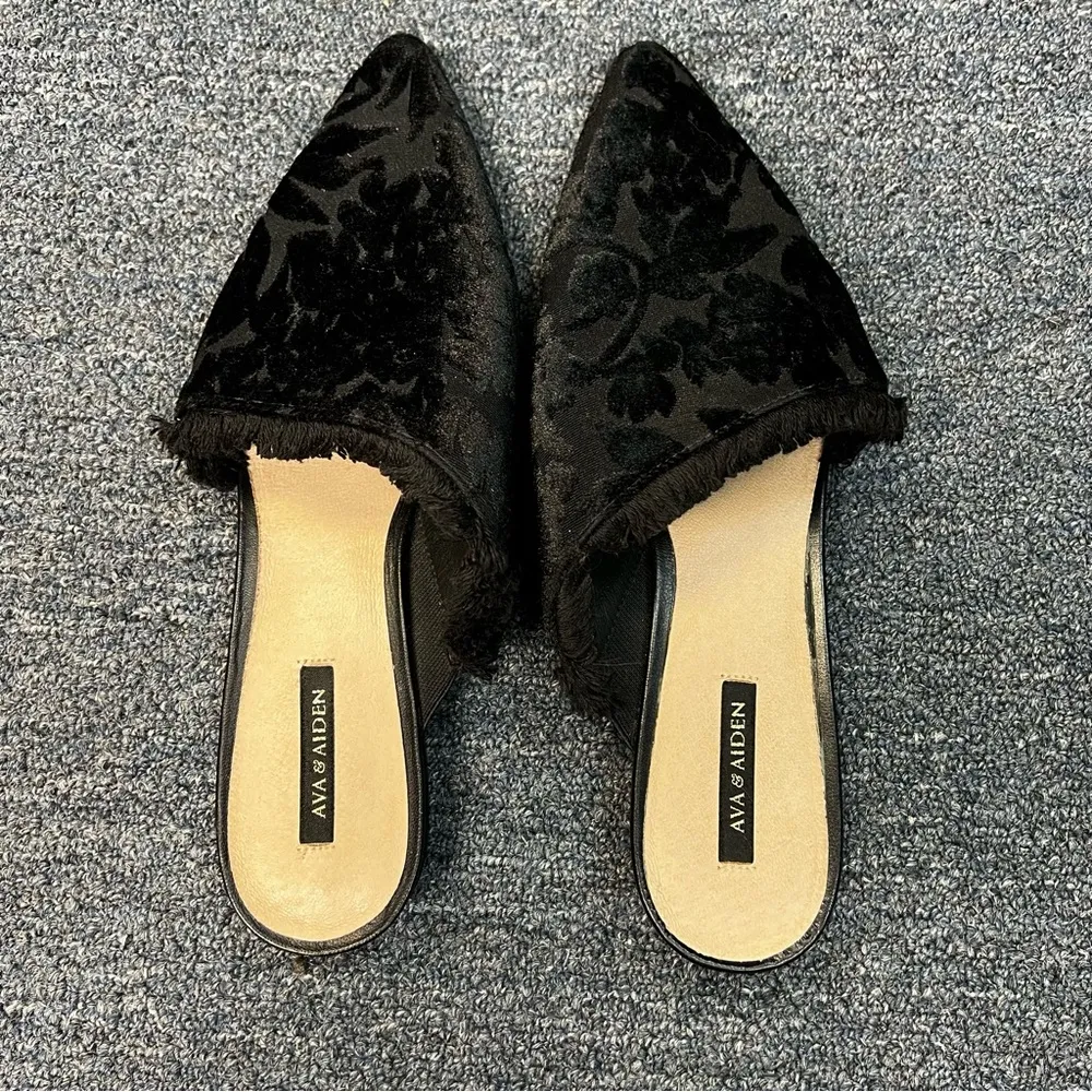 Ava & Aiden burnished velvet mule - Image 5