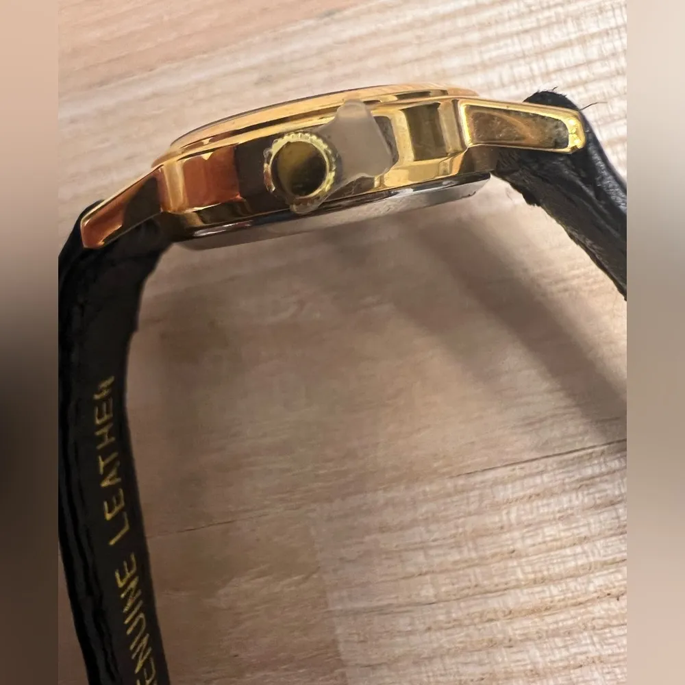 Kodak Olympics Ladies Watch Vintage Genuine Black Leather Yellow Gold Tone Case - Image 5