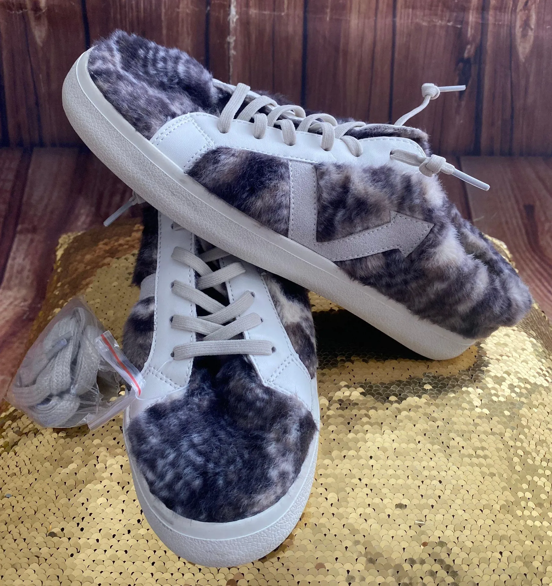 Faux Fur Slip-on Sneakers Shoes Sz 9 - Image 2