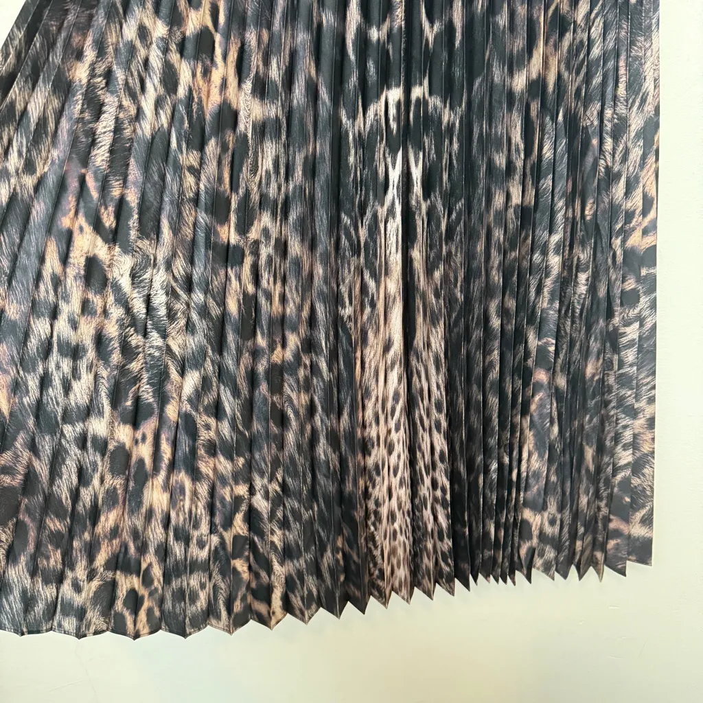 AllSaints Jinx Pleated Animal Print Midi Dress - Image 5