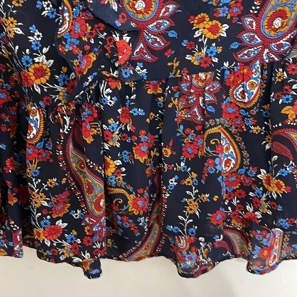 H&M Exaggerated ruffle paisley floral print  long sleeve blouse Size 2 - Image 4