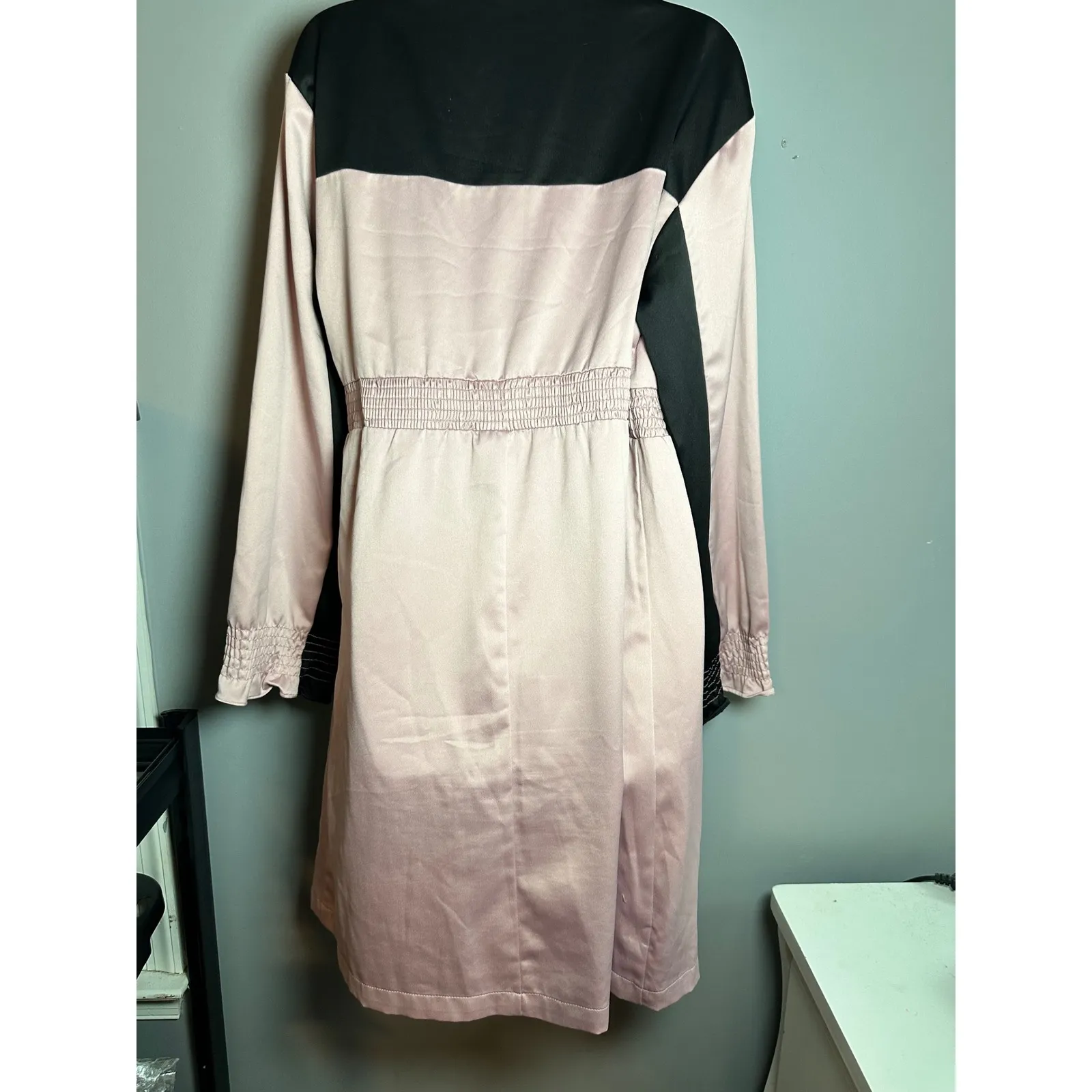 Urban Revivo Mini‎ Dress Pink Black Long Sleeve Smocked Waist Party Size 6 - Image 5