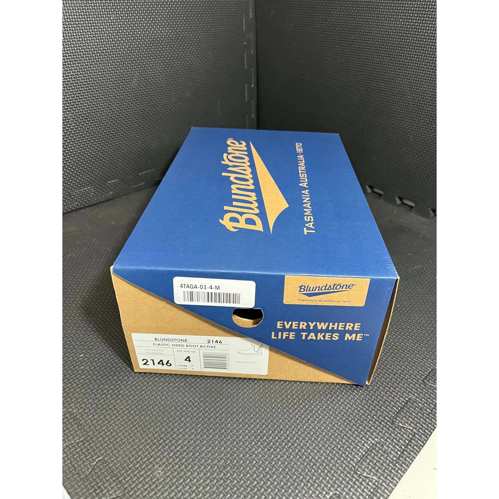 NEW Blundstone 2146 Chelsea sneaker Boots Suede Navy Sand Womens 4 UK, 7‎ US - Image 3