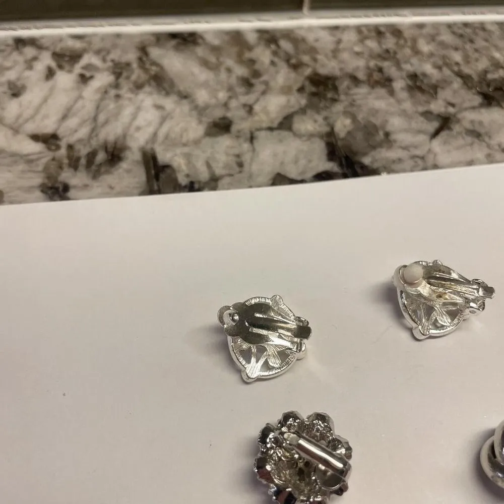 Lot Of 3 Silver Tone Costume Earrings Clip On Clip - Image 10