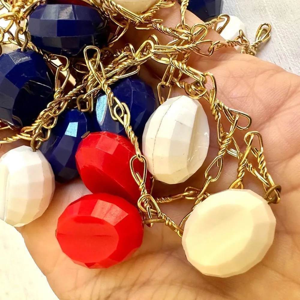 Red white and blue beaded necklace - Image 7