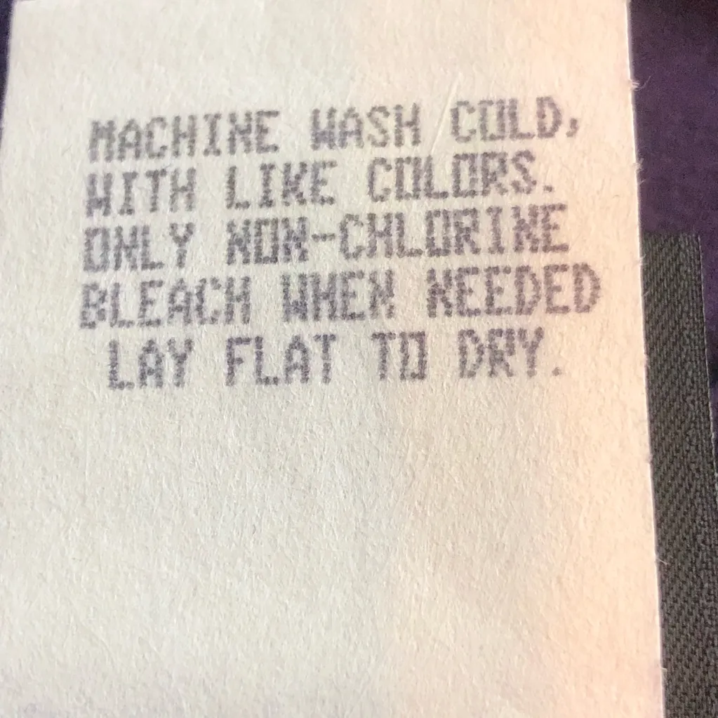 JKLA Petite Large Short Sleeve All in One Blouse with Purple & Black Color Top Size undefined - Image 7