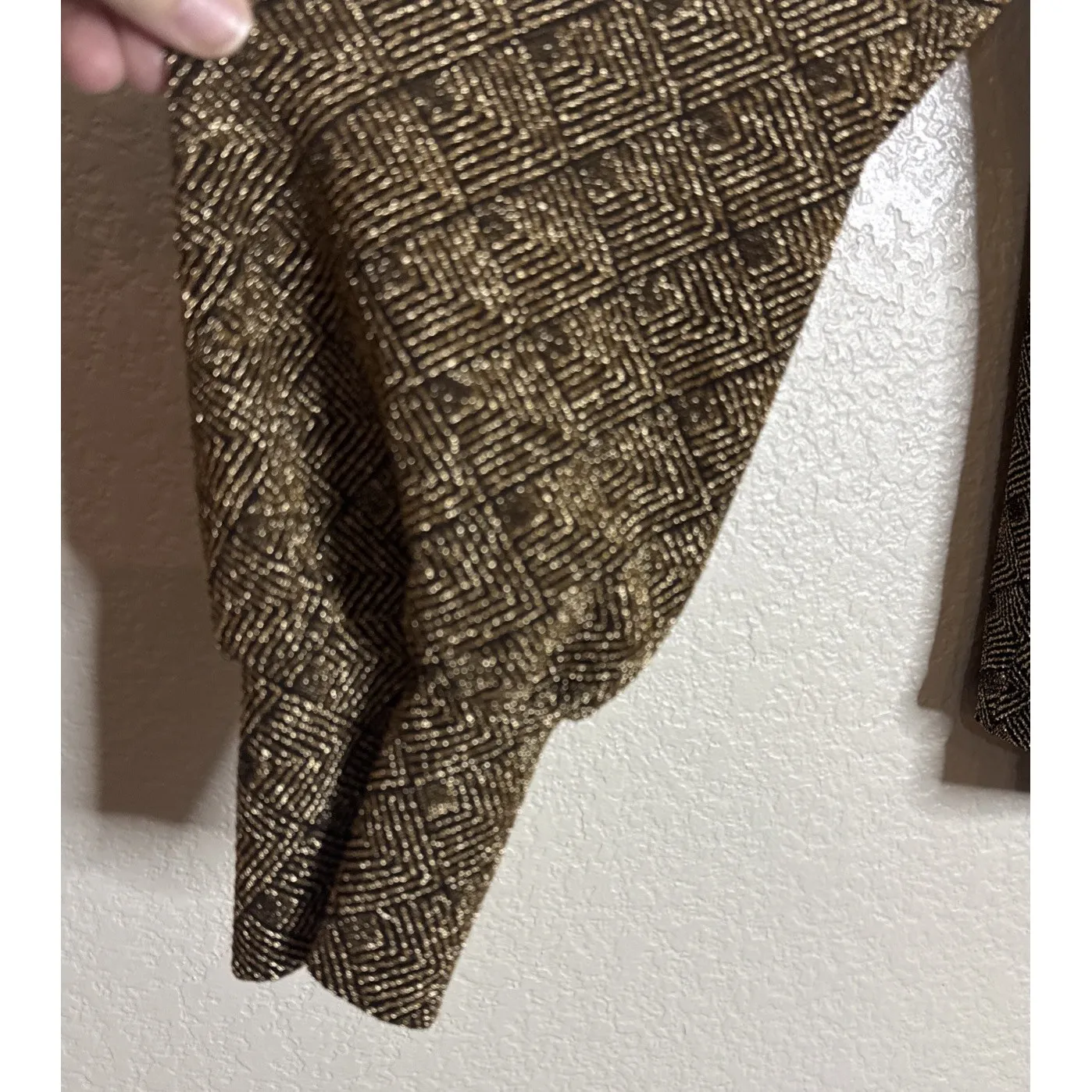 Chicos 1 US Medium Textured Gold Brown Mock Neck Blouse Top Pullover Event - Image 3