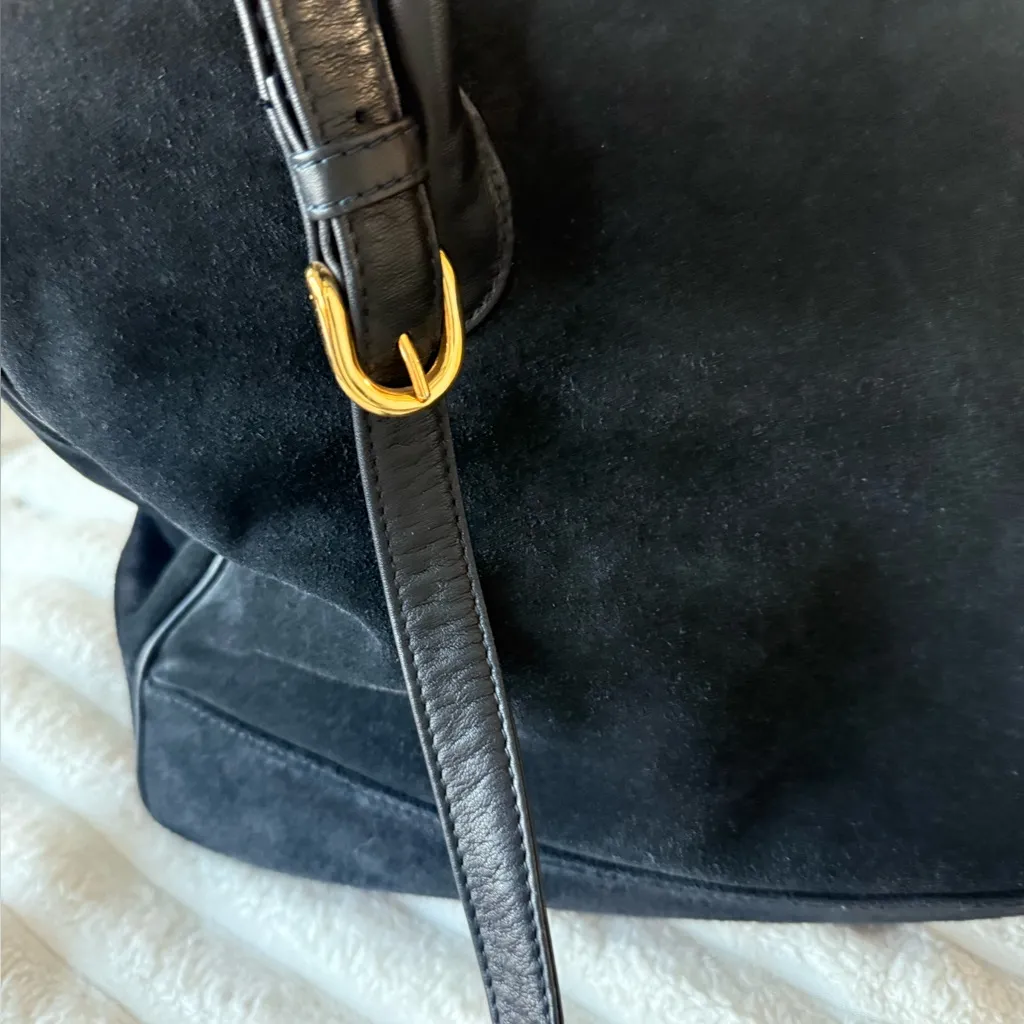 Talbots Black Leather Tote Bag with Gold Details - Image 4