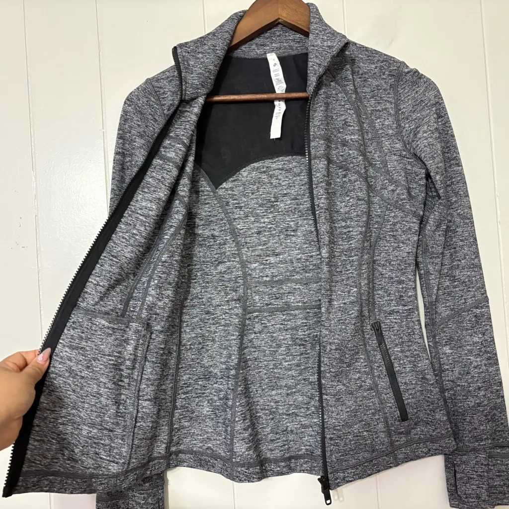Lululemon  Define Jacket Luon Heathered Black Size 6 | Sculpting Zip-Up - Image 9