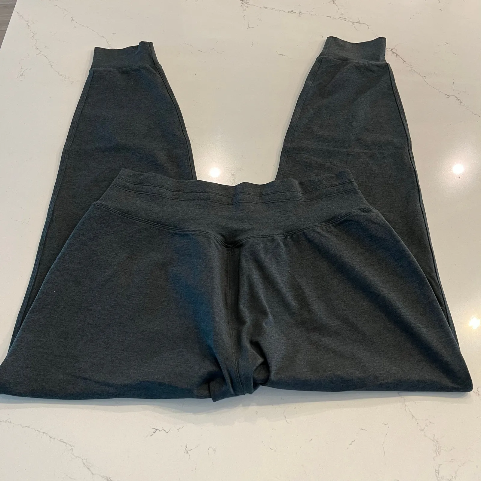 Spanx NWT  SkySoft Slim Jogger Sweatpants size Large - Image 8