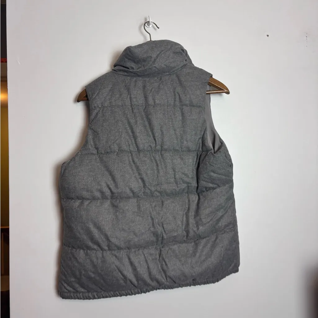 Old Navy Gray Heather Textured Frost-Free Zip Up Mock Neck Outdoor Puffer Vest - Image 12
