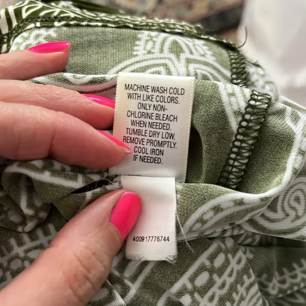 Maxi Smocked Back paisley green white Dress Apt. 9 Size M - Image 15