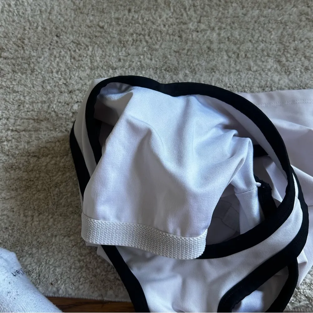 White Tennis Tank Top Size M - Image 5