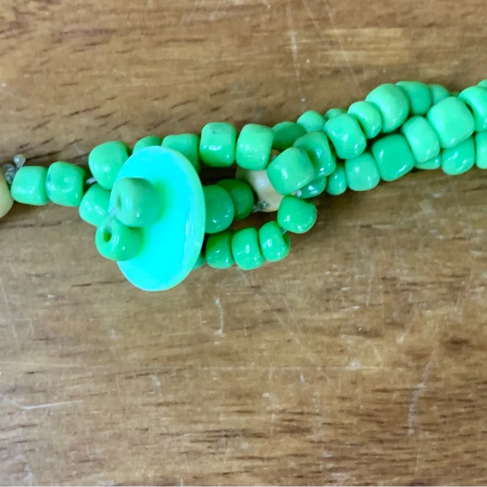 Abalone Shell Twisted Green & Wood Beaded Necklace - Image 5