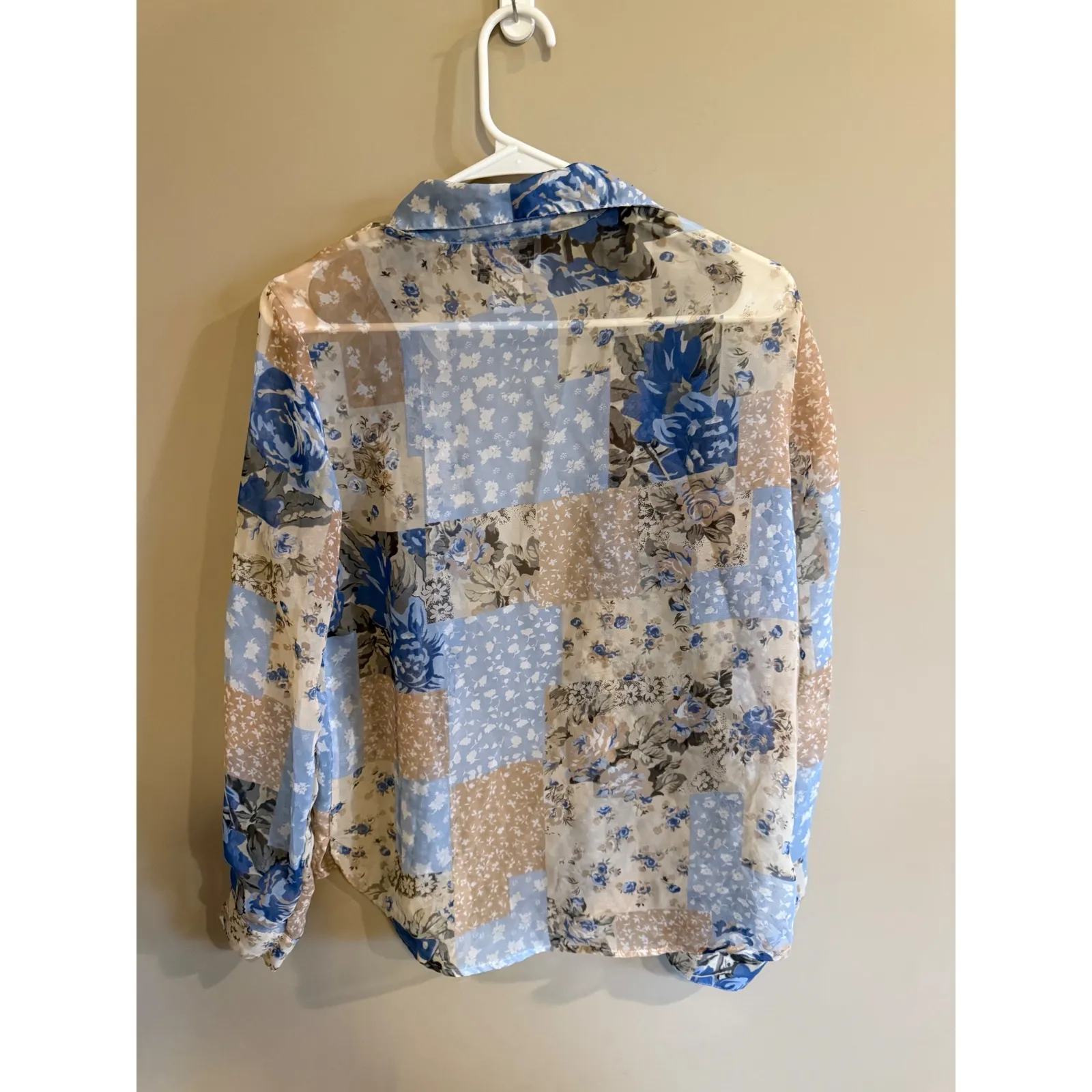 Jordan Patchwork Floral Print Sheer Long Sleeve Button Up Shirt Women's - Image 3