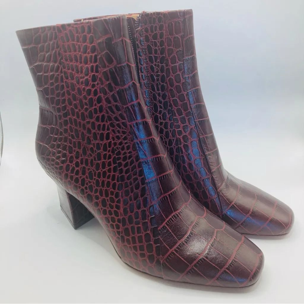 Veronica Beard Felix crocodile embossed burgundy heeled leather boot unworn. 6 - Image 8
