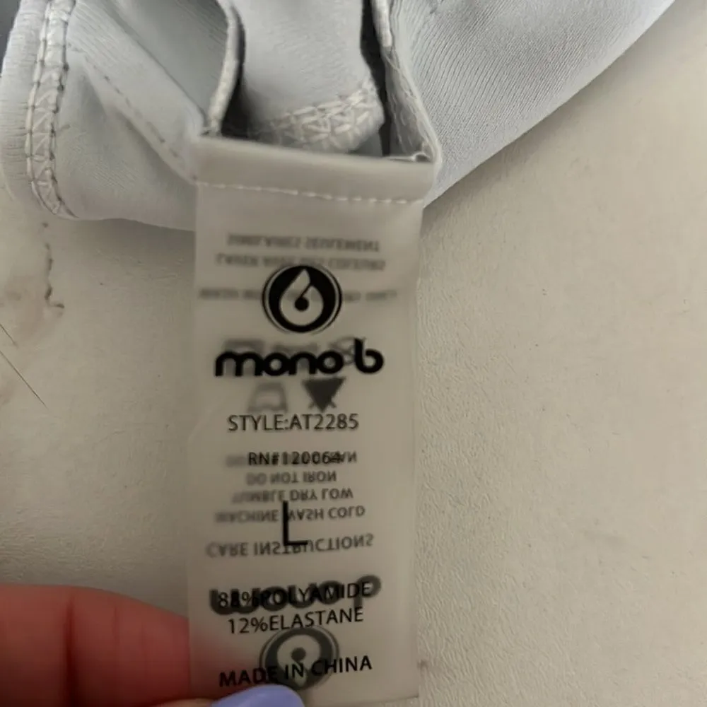 Mono b sport bra EUC Blue Size L - Image 4