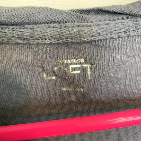 Loft Women's Size Extra Small Gray Embellished T-Shirt‎ - Image 3