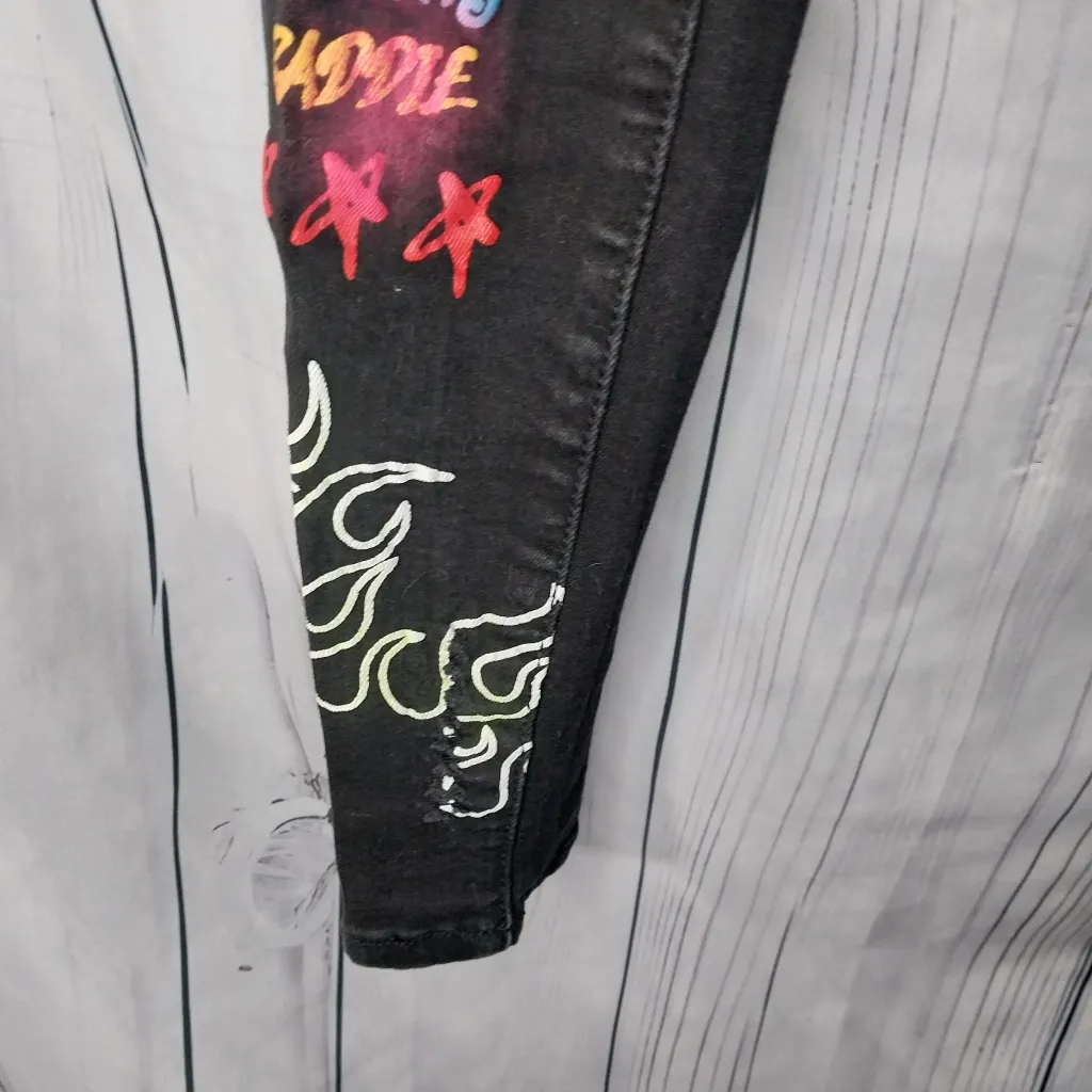 Red Fox Graphic distressed Jeans Size 1 - Image 8