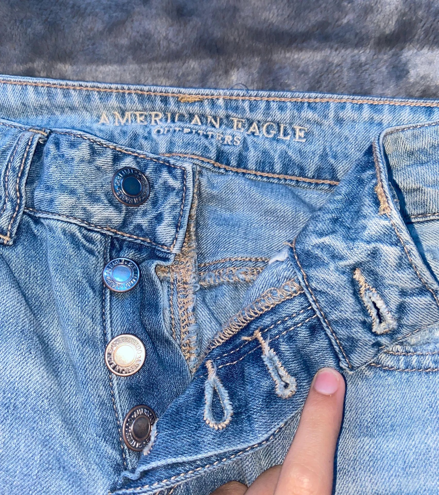 American Eagle Jeans - Image 3